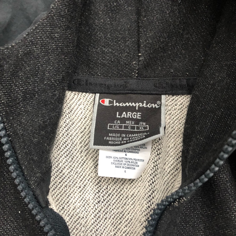Men’s Champion tshirt sweater